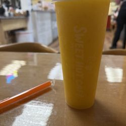Sweet Hut Cafe - Sunrise Lemonade