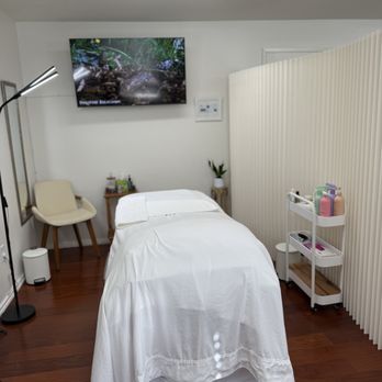 Brazil Sugar Wax - Waxing Near Me - Eastvale, California Brazil Sugar Wax - Waxing Near Me - Eastvale, California