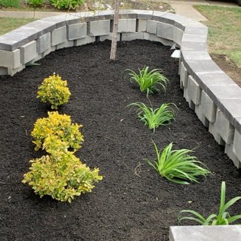 Caruso's Landscape - a flower bed in front of a house - Landscaping Near Me - Swedesboro, New Jersey Caruso's Landscape - a flower bed in front of a house - Landscaping Near Me - Swedesboro, New Jersey