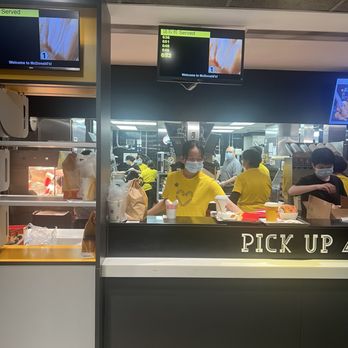 麥當勞 - Fast Food Near Me - Hong Kong, HK