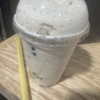 Gateaux Bakery & Cafe - Blended chai bubble tea - Bakeries Near Me - Northvale, New Jersey
