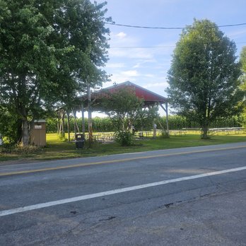 Manning Farm Dairy - Seating/tables across the street - Ice Cream & Frozen Yogurt Near Me - Dalton, Pennsylvania Manning Farm Dairy - Seating/tables across the street - Ice Cream & Frozen Yogurt Near Me - Dalton, Pennsylvania