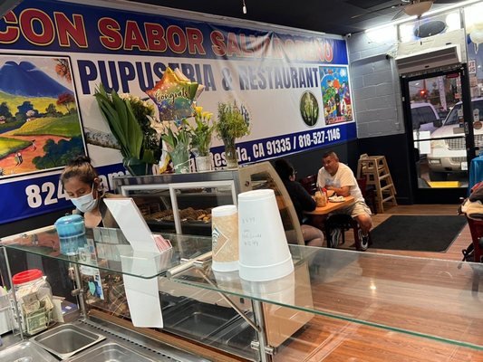 Con Sabor Salvadoreño by null