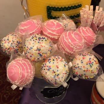 XOXO Cake Pops - Cake pops! - Desserts Near Me