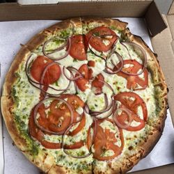 Tahoma Market & Deli - Pesto Pizza