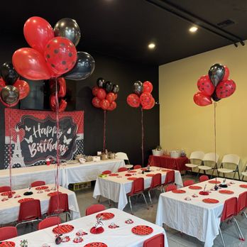 Lucky Duck - Party Supplies Near Me - Santa Monica, California Lucky Duck - Party Supplies Near Me - Santa Monica, California