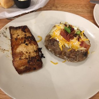 Cotton Patch Cafe - Grilled Salmon !!! - American Near Me - Cedar Hill, Texas
