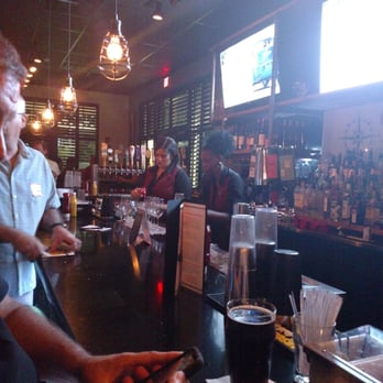 Latitudes Apollo - Nice bar good draft selection - New American Near Me - Apollo Beach, Florida