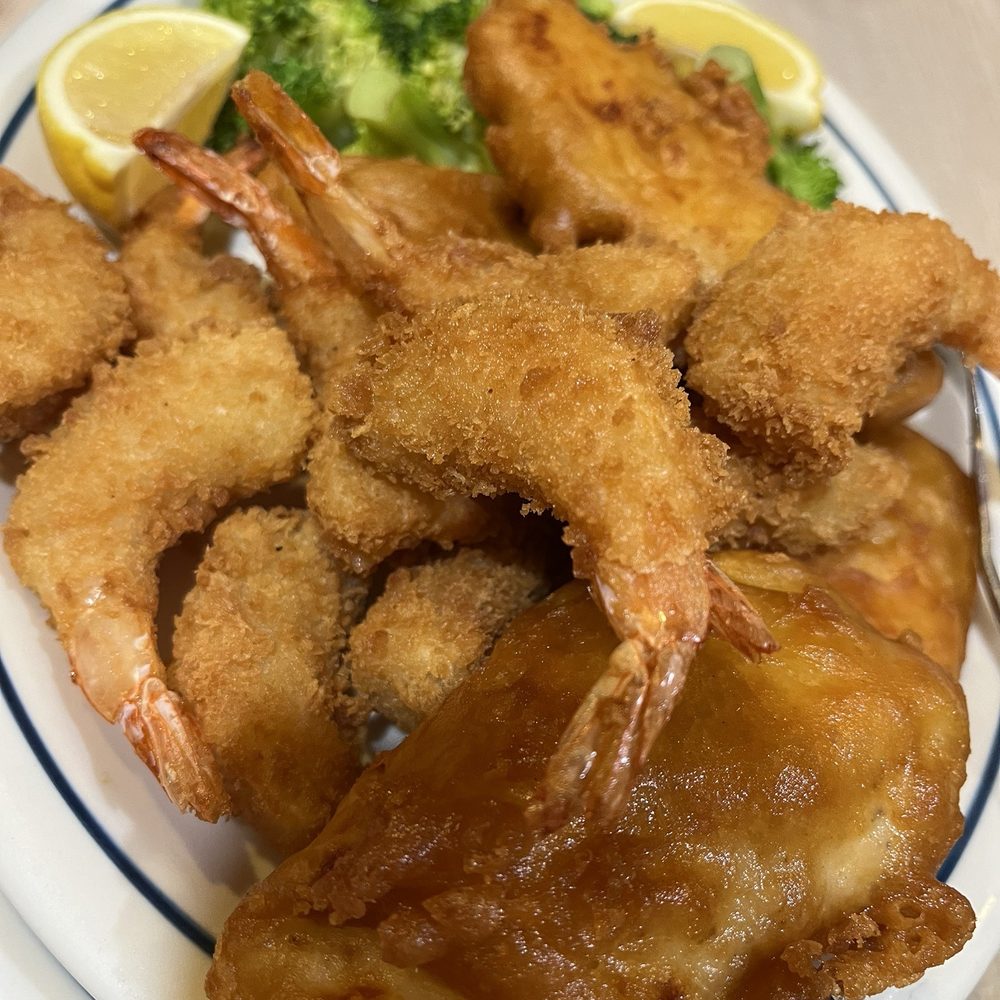 IHOP - Fisherman's Platter - Breakfast & Brunch Near Me - Waukegan, Illinois IHOP - Fisherman's Platter - Breakfast & Brunch Near Me - Waukegan, Illinois
