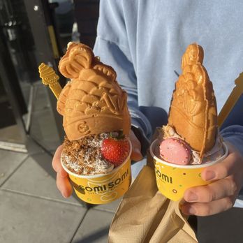 Somisomi - Red bean! - Ice Cream & Frozen Yogurt Near Me - Pleasanton, California Somisomi - Red bean! - Ice Cream & Frozen Yogurt Near Me - Pleasanton, California