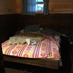Myers Lake United Methodist Campground - Queen bed