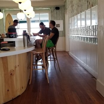 Block Island Beach House - Adorable coffee and cocktail bar - Hotels Near Me - New Shoreham, Rhode Island