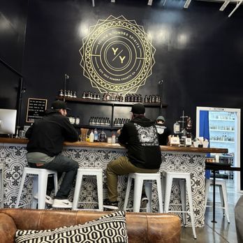 Young & Yonder Spirits - Bar with additional seating - Distilleries Near Me - Healdsburg, California Young & Yonder Spirits - Bar with additional seating - Distilleries Near Me - Healdsburg, California
