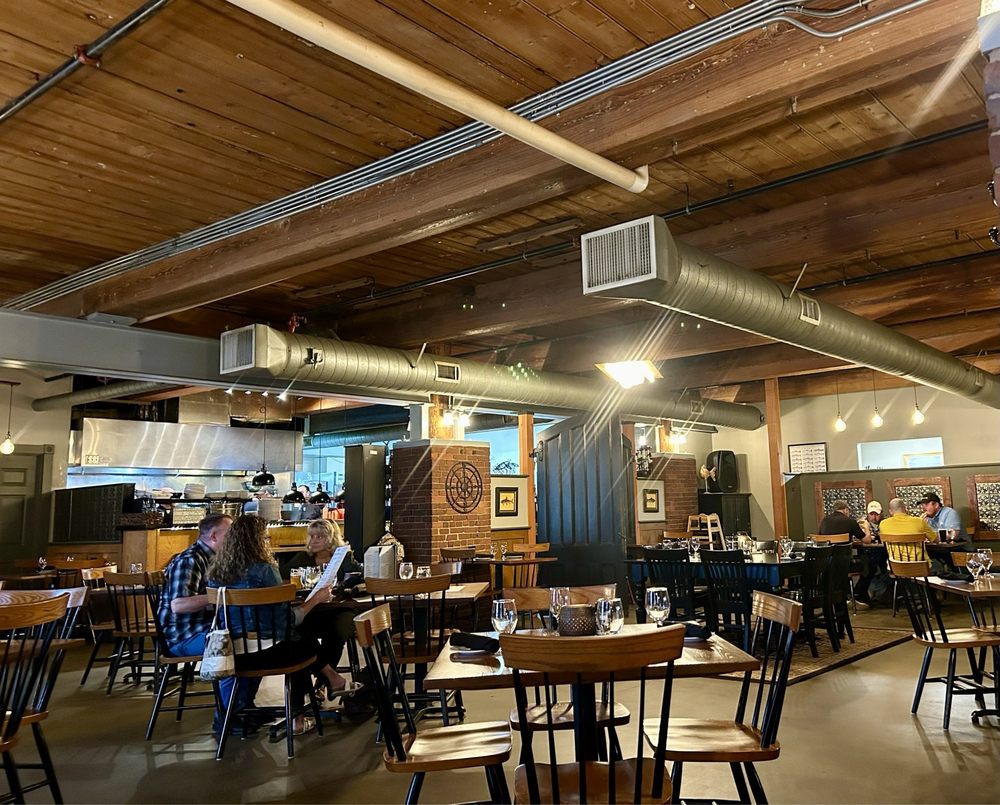 Fish Bones Grill