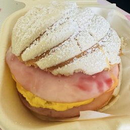 Breakfast sandwich