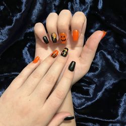 On The Go Nails - Gel-X gel polish upgrade, Halloween nail designs