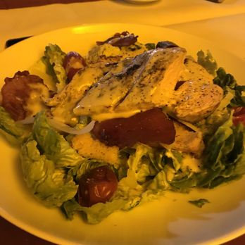 Capucine Café - Chicken Caesar salad - Brasseries Near Me - Paris, 75 Capucine Café - Chicken Caesar salad - Brasseries Near Me - Paris, 75