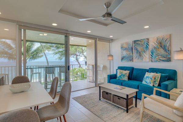 The Hale Pau Hana by null