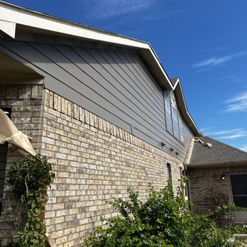 Vivax Pros - Side - Painters Near Me - Austin, Texas Vivax Pros - Side - Painters Near Me - Austin, Texas