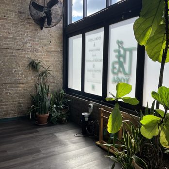 The Lab - Yoga Near Me - Chicago, Illinois