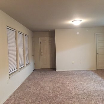 Icon at Corpus Christi - Spotless apartment on Move out day but don't expect to get your deposit back they will find a way to take all of it and then some. - Apartments Near Me - Corpus Christi, Texas Icon at Corpus Christi - Spotless apartment on Move out day but don't expect to get your deposit back they will find a way to take all of it and then some. - Apartments Near Me - Corpus Christi, Texas