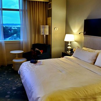 Renaissance Arlington Capital View Hotel - Comfortable King - 7/22/2026 - Hotels Near Me - Arlington, Virginia