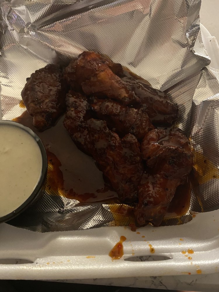 PASQUALLY’S PIZZA & WINGS Updated October 2024 Murrieta, California