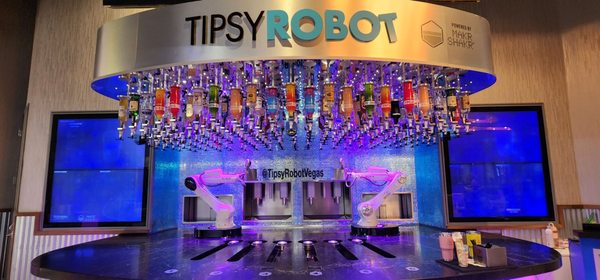 Tipsy Robot at Planet Hollywood by null
