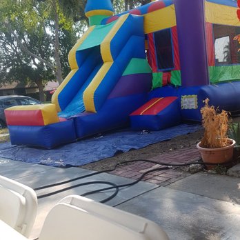 Jumpy Frogs Jumpers & Events  - Perfect Size for the amount of kids I was having. - Party Equipment Rentals Near Me