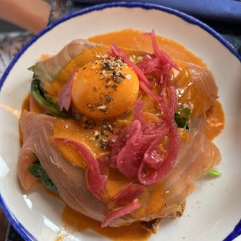 Kozy Bosquet - Salmon benny - Coffee & Tea Near Me - Paris, 75 Kozy Bosquet - Salmon benny - Coffee & Tea Near Me - Paris, 75