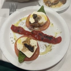Four Seasons Trattoria - Caprese Salad