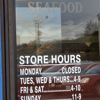 Harbor Inn Seafood - The Store Hours of the restaurant. - Seafood Near Me - Roanoke, Virginia