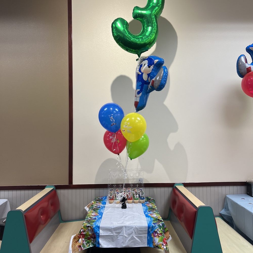 Chuck E. Cheese - Pizza Near Me - Pearland, Texas Chuck E. Cheese - Pizza Near Me - Pearland, Texas