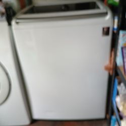 Johnnie On the Spot Appliance - Washing Machine