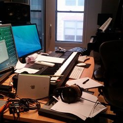 Gold Technical Services - The saying goes "A messy desk is the sign of a Genius).Most elaborate non automated  backup , redundancy setup at Heavenly Studios NYC.