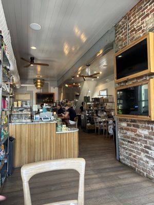 Island Provisions - Downtown Charleston by null