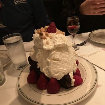 Manny's Steakhouse - Mannys brownie - Steakhouses Near Me - Minneapolis, Minnesota