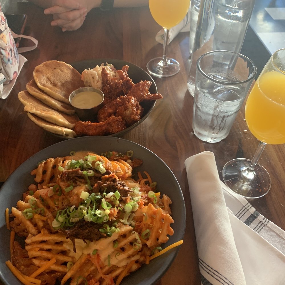 Bandit - Nashville Hot Chicken Tenders, Disco Waffle Fries, bottomless mimosas - American Near Me - Chicago, Illinois Bandit - Nashville Hot Chicken Tenders, Disco Waffle Fries, bottomless mimosas - American Near Me - Chicago, Illinois