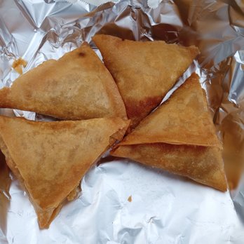 Toppings Unlimited - Vegetable samosas 4 for $4.99. They sell more than just pizzas! - Pizza Near Me - Ottawa, Ontario Toppings Unlimited - Vegetable samosas 4 for $4.99. They sell more than just pizzas! - Pizza Near Me - Ottawa, Ontario