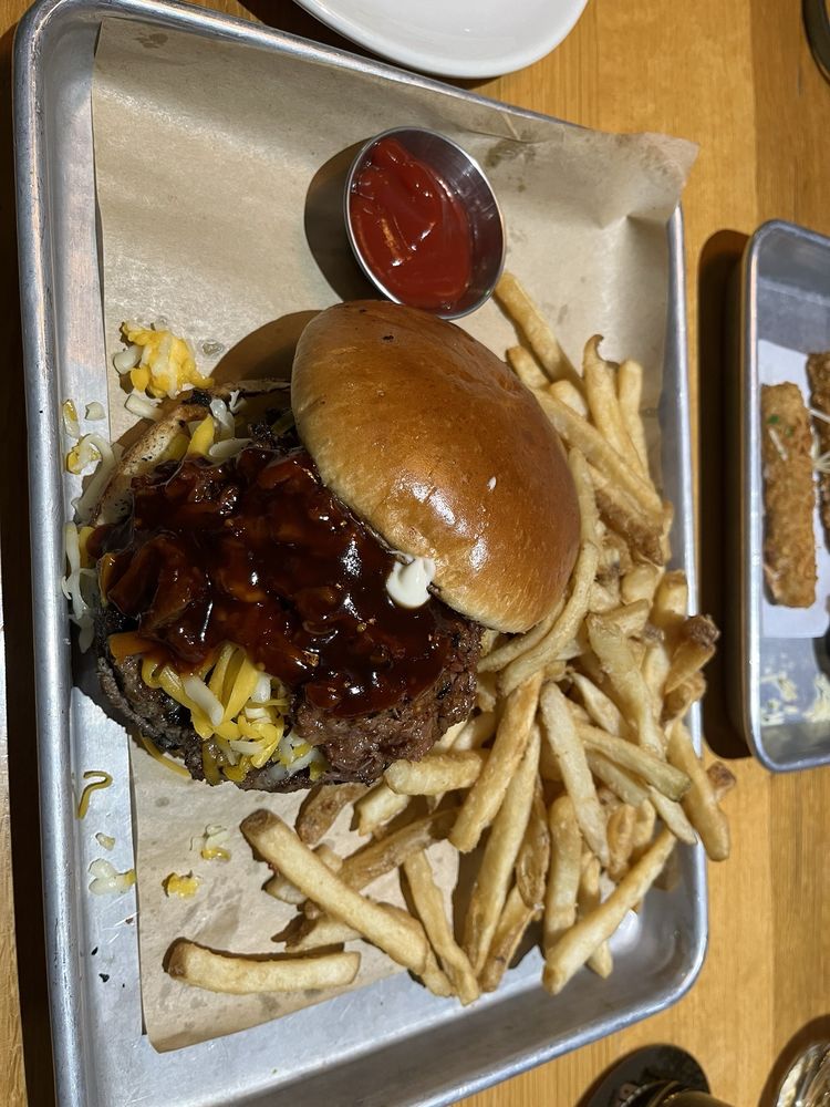 BJ's Restaurant & Brewhouse