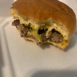 Lil’s Diner - Green Chili Cheese Burger