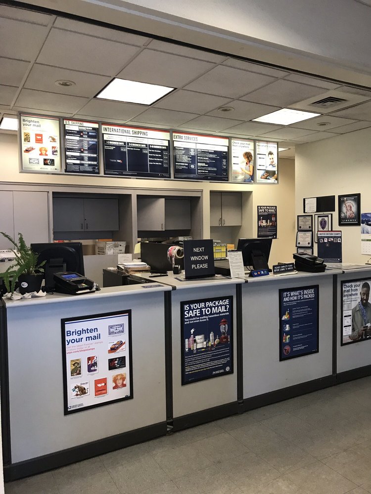 US POST OFFICE Updated October 2024 19 E Merced St, Fowler