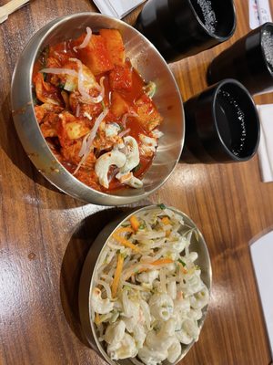 Guk Su Jip 국수집 - 北方面家 - Cold Korean Noodle Naengmyeon (냉면) & Dolsot Bibimbap by null