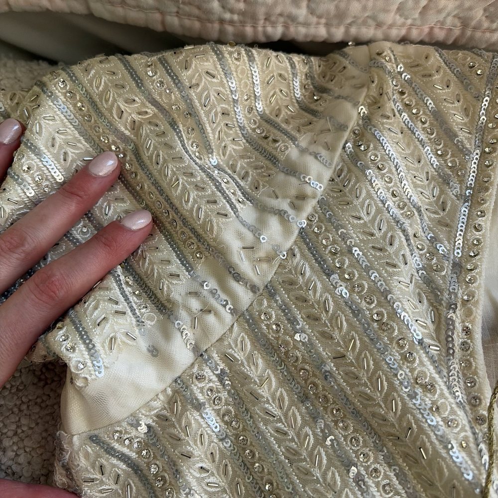 Mohini - Close up of shoulder alteration - Women's Clothing Near Me - Dulles, Virginia