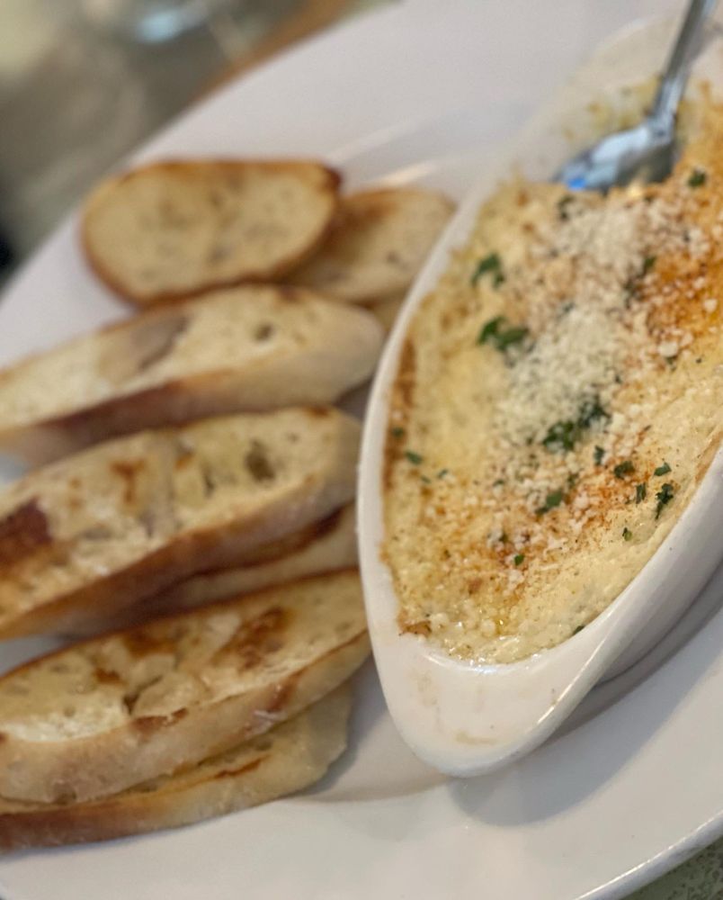 THE BLIND PELICAN 181 Photos & 207 Reviews 120 Bass Lake Rd, Holly