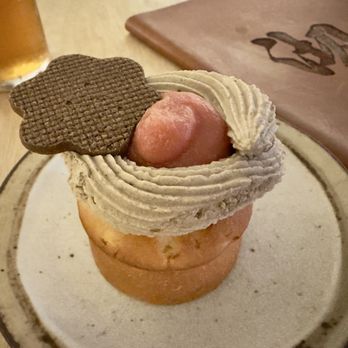 Steep - Wedding cake with guava - Tea Rooms Near Me - Los Angeles, California Steep - Wedding cake with guava - Tea Rooms Near Me - Los Angeles, California