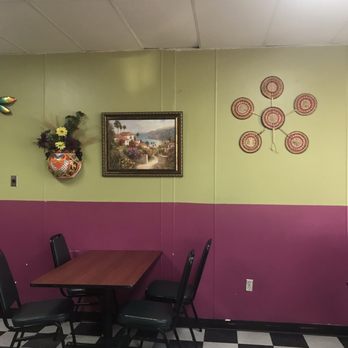 Primos Tacos - Inside decor 08/04/2019 - Mexican Near Me - Lindsay, California Primos Tacos - Inside decor 08/04/2019 - Mexican Near Me - Lindsay, California