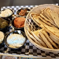 Turkish Kebab House - MEZZE PLATTER