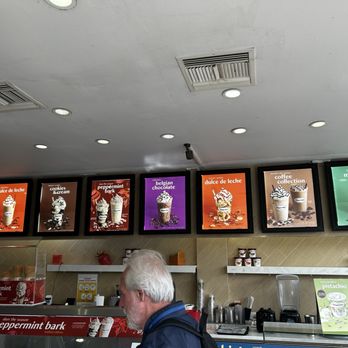 Häagen-Dazs - Ice Cream & Frozen Yogurt Near Me - La Jolla, California Häagen-Dazs - Ice Cream & Frozen Yogurt Near Me - La Jolla, California