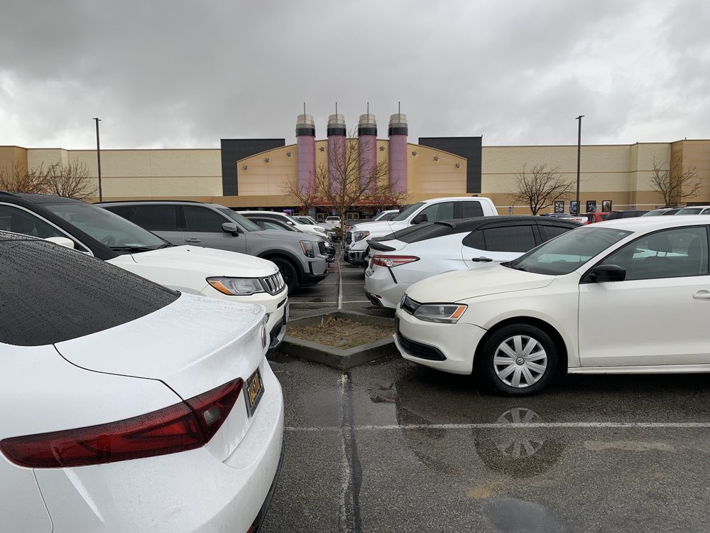 CINEMARK LANCASTER IMAX AND SCREENX 119 Photos & 212 Reviews 2600